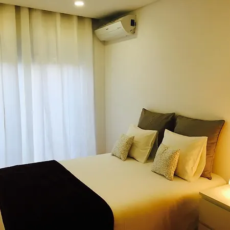 Apartment Live In *
